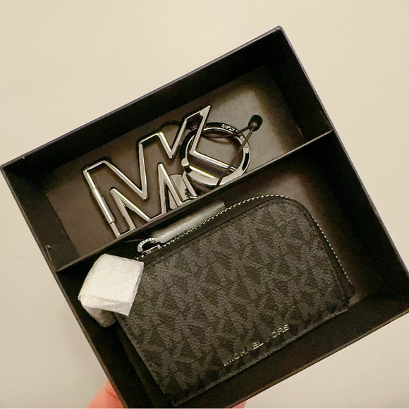 Michael Kors  Logo Wallet and Keychain Gift Set Black - Picture 5 of 5